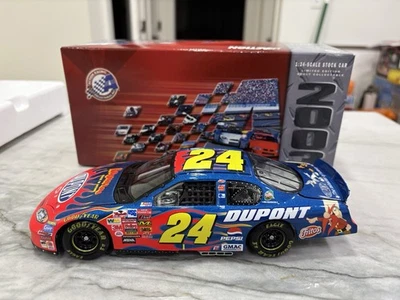Jeff Gordon 2003 Looney Tunes DuPont Nascar 1/24 Diecast Action #24 Foto 1 de 4