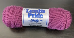Lamb’s Pride Sperrgarn Chianti lila/rot M28 Wolle/Mohair Knäuel 8 Unzen Hergestellt in den USA - Bild 1 von 5