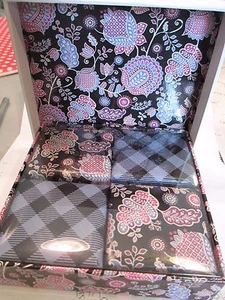 Vera Bradley Seifenset ~ Alpenblumen ~ schöne passende Geschenkbox - Bild 1 von 6