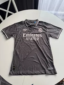Real Madrid Away 3rd Vini Jr shirt - Picture 1 of 2