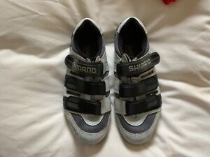 cycle shoes size 4