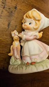 Homco Porcelian Girl Feeding a Squirrel-2'x3"-Vintage - Picture 1 of 2