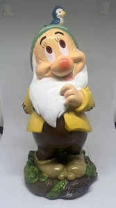Disney schneeweiß ""BASHFUL"" Gartenstatue Zwergfigur 8" hoch Neu mit Etikett 2023 Neu - Bild 1 von 6