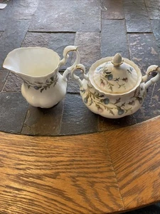 Royal Albert England Brigadoon Thistle Creamer & Covered Sugar Bowl - Picture 1 of 12