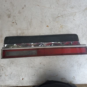 1984-1992 Lincoln Mark VII Rear Tail Light (inner trunk lid tail light lamp). RH - Bild 1 von 24