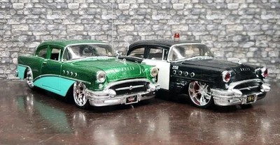 (2) Lote Variación Buick Century 1955 Escala 1:26 Maisto Foto 1 de 4