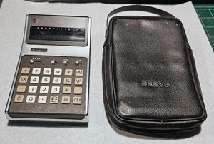 Calculadora Sanyo CX-2105 1973 vintage, pantalla de descarga de gas - Imagen 1 de 10