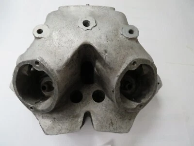 7599 - CABEZA DE CILINDRO GRANDE NORTON 650 SS - 1966-EN ADELANTE - CABEZA DE CARRERA Foto 1 de 4