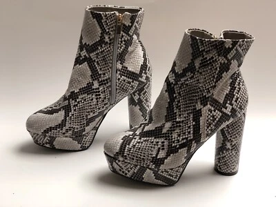 Botas de mujer BAMBOO imitación piel de serpiente media pantorrilla con tacones y dedos puntiagudos talla 7,5 EE. UU. Foto 1 de 4