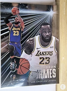 Panini Chronicles Essentials #227 2020-21 Lebron James - Imagen 1 de 8