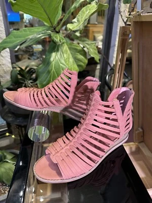 Vince Camuto Gladiator Sandals Womens Revey Coral Leather Open Toe Wedges 6.5 - Image 1 of 4