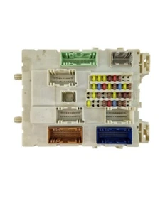 FORD RANGER 2014 Sicherungskasten Relaiskasten FUSE RELAY BOX AB3914A073AL - Picture 1 of 11