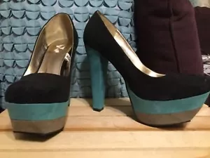 Xhilaration Black/Teal Blue/Grey/Suede-Like Platform Heels Size 10 - Picture 1 of 7