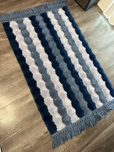 Alfombra de lana acrílica de pelo alto años 70 rayas azules arte pop geométrico vintage mediados de siglo - Imagen 1 de 11