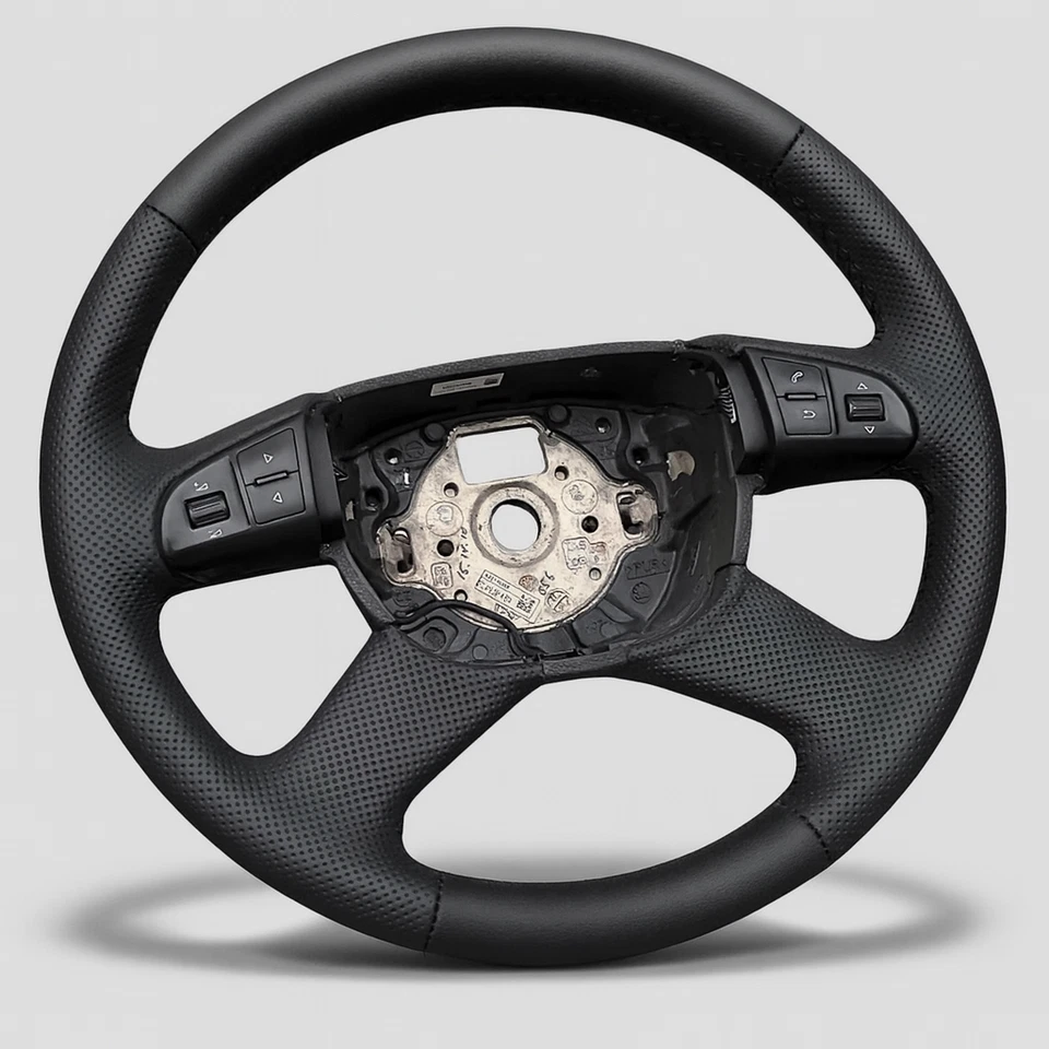 Sportlenkrad Lederlenkrad Skoda Octavia 2 Fabia 2  NEU LEDERBEZUG Neu Beziehen - Bild 1 von 2