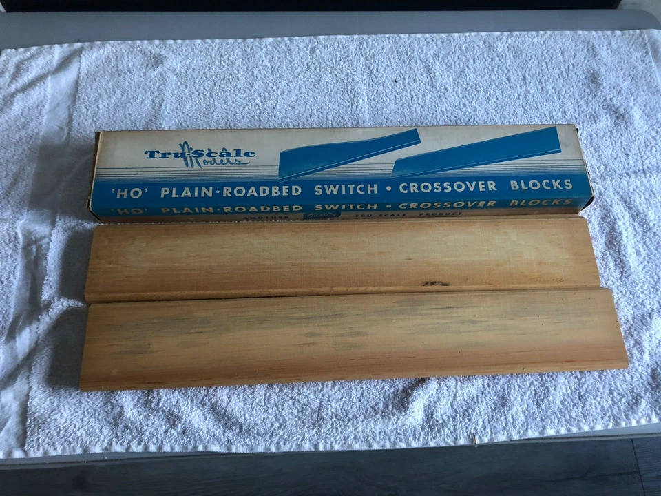 Vintage Ho Try Scale Plain Roadbed #8 Crossover Block #1375 Box Of 6 Nos - Image 1 of 2