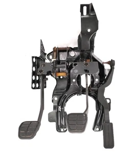 Manual Pedal Cluster Assembly Clutch Brake 90-92 VW Corrado G60 - 191 721 511 B - Bild 1 von 4