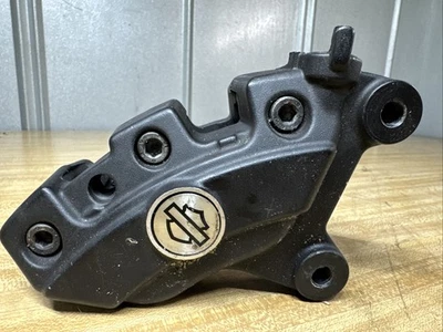 PINZA DE FRENO BREMBO DELANTERA DERECHA HARLEY-DAVIDSON STREET GLIDE FLHX 44023-08 Foto 1 de 4