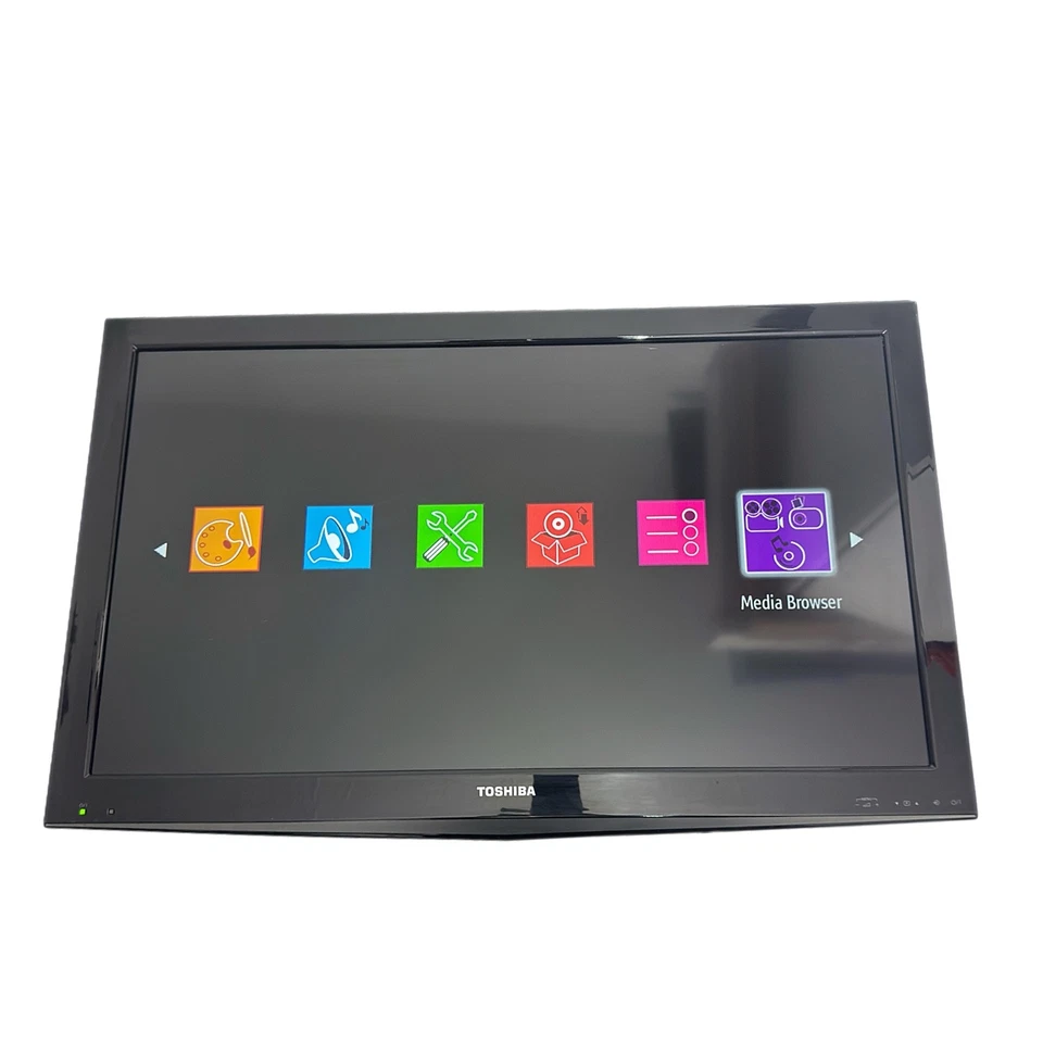 Toshiba 32BL702B 32" LCD TV Full HD HDMI USB VGA SCART Freeview with Remote Work - Image 1 of 4