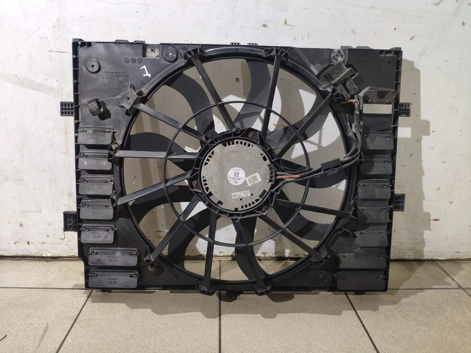 VW Touareg 7P5 Refroidissement Moteur Ventilateur Housse 7P0121207A 3.0 Diesel - Photo 1/4