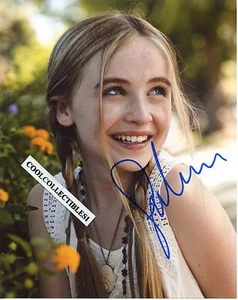SABRINA CARPENTER "GIRL MEETS WORLD" IN PERSON SIGNED 8X10 PHOTO PROOF COA RACC - Picture 1 of 2