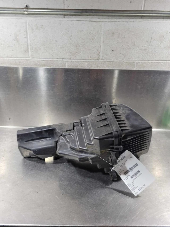 Mazda 3 2014-2018 2,5 L filtro de admisión filtro de aire MT manual OEM Foto 1 de 1