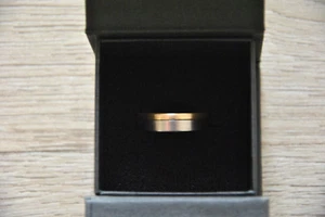 Ernstes Design Ring R51 in Gr. 62 echt Gold 750/- 18kt Edelstahl matt - Bild 1 von 4