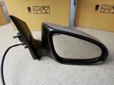 NEW SILVER Right Passenger Mirror Fits 2014-2019 Toyota Corolla Power Non Heated - Image 1 of 4
