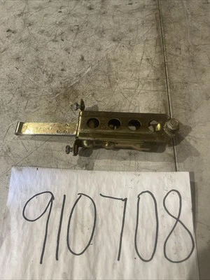 1986-1991 Mercedes Benz 420SEL w124 w126 двери стопор спереди слева - Изображение 1 из 4