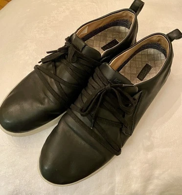 OluKai Malua Li Black Leather  Shoes Women’s 11 Lace Up Sneakers Preowned - Image 1 of 4