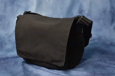 Lowepro Pro Messenger 180AW Camera Bag - image 1 of 4