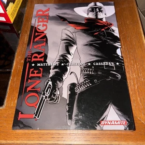 The Lone Ranger Definitive Edition Vol 1 (Dynamite Entertainment HC Slipcover) - Picture 1 of 3