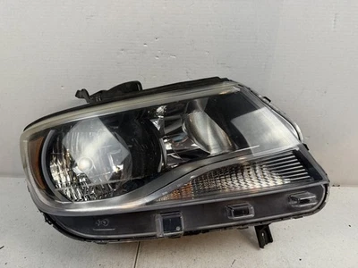 Оригинальный галогенный отражатель для фары Chevrolet Colorado 2015-2022 годов выпуска со стороны пассажира под правую руку - Изображение 1 из 4