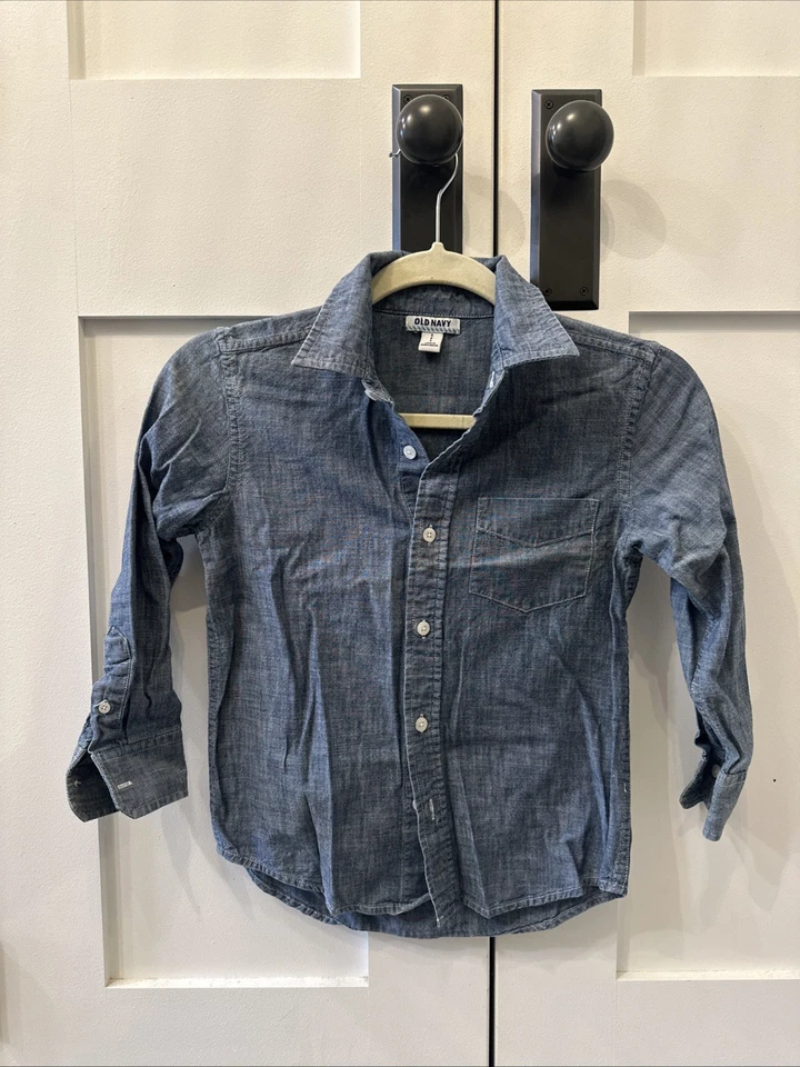 Old Navy Boys BLUE DENIM SHIRT Button Down Long Sleeve Shirt Size S (6/7) - Image 1 of 1