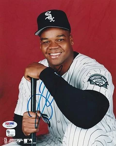 FRANK THOMAS SIGNED AUTO'D 8X10 PHOTO PSA/DNA COA Y23011 CHICAGO WHITE SOX HOF - Picture 1 of 1