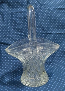 Vintage L.E. Smith Diamond and Daisy Pattern Glass Basket, 10 Inch Tall - Imagen 1 de 11