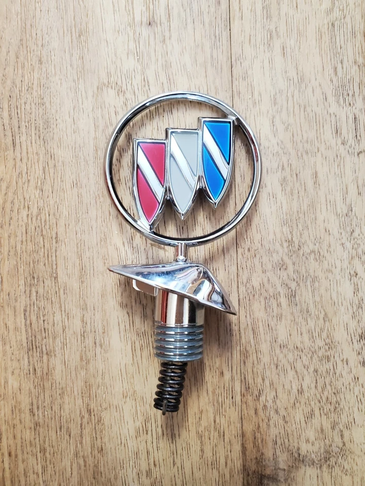 NEW NOS OEM Genuine NOS GM Buick Hood Ornament Emblem - Image 1 of 4