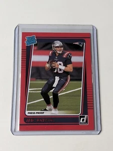 Panini Donruss 2021 Mac Jones Patriots bewertet Rookie RC rot pressefest NFL - Bild 1 von 2