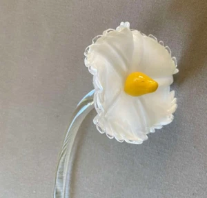 "Candelabro de flores de vidrio blanco soplado a mano Murano Italia de colección parte Vetri Venini 3" - Imagen 1 de 2