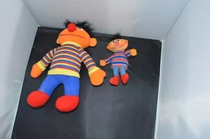 VTG 1984 Playskool Sesame Street Ernie 10 inch & Vtg applause Ernie 6 inch  G8 - Picture 1 of 3