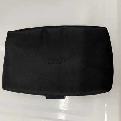 Bolsa de maquiagem BVLGARI preta elegante GG com compartimento separado - Imagem 1 de 4