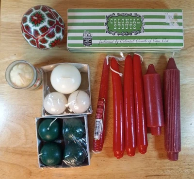 VTG Christmas Candle Lot: Round Poinsettia, Red Tapers, Green & White Ball NOS Foto 1 de 4