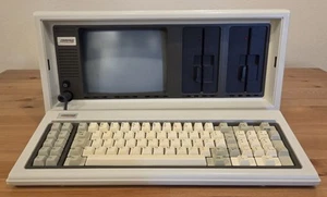 Vintage Compaq Portable Computer - Cleaned, Restored and Working! - Photo 1/22