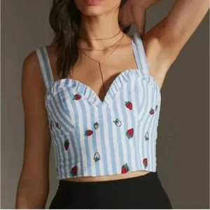 ⭐️ Camicetta Maeve a righe ricamata fragola frutta hipster hippie arte hip - Foto 1 di 6