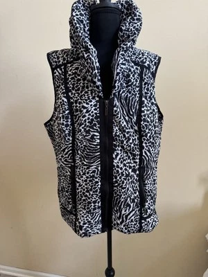 Chaleco de invierno Laura Ashley nuevo con etiquetas para mujer talla XL estampado animal blanco y negro cremallera completa Foto 1 de 4