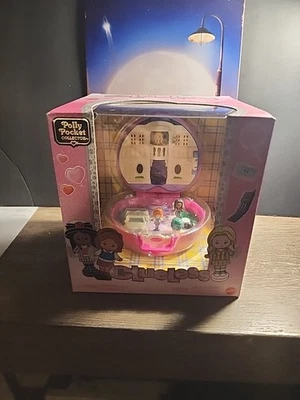 Polly Pocket x Clueless 30th Anniversary Collector Compact - Mattel - Brand New - Image 1 of 4