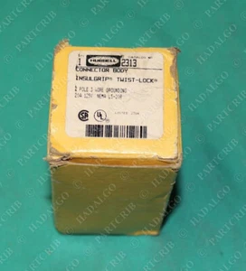 Hubbell, 2313, Presa Insulgrip Twist-Lock 2 poli 3 fili 20A 125V NUOVO - Foto 1 di 3