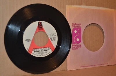 BOBBY BENNETT: BUMBLE BEE (STING ME); PHILADELPHIA INTERNATIONAL MINT- WLP 45 - Image 1 of 2