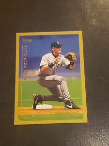 1999 Topps #300 Alex Rodriguez Seattle Mariners Baseball Trading Card - Picture 1 of 2