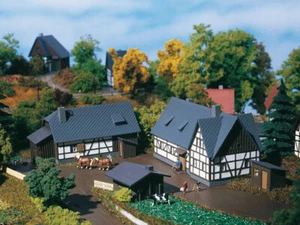 14465 Auhagen N Set 4 Deportivos para Granja Kit de Montaje Escala 1:160 - Picture 1 of 4